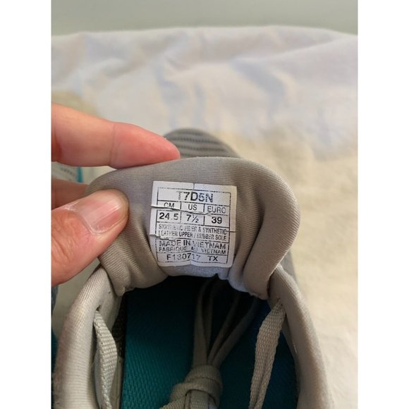 Asics Women's Dynaflyte 2 Womens Size 7.5 Running Shoe Gray Teal FlyteFoam - Picture 11 of 13